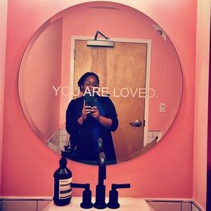 Meet your Posher, Ayana